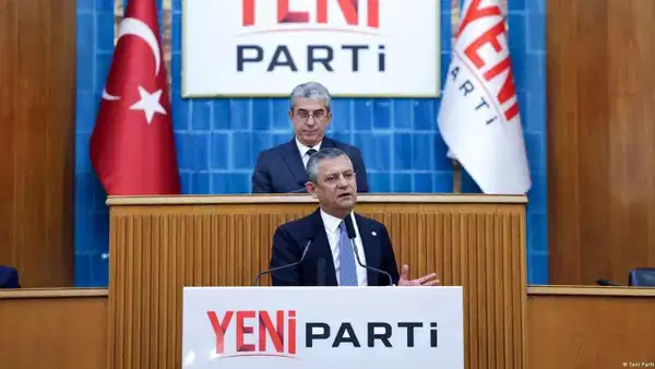 YENİ Parti’ye online üyelikler başladı