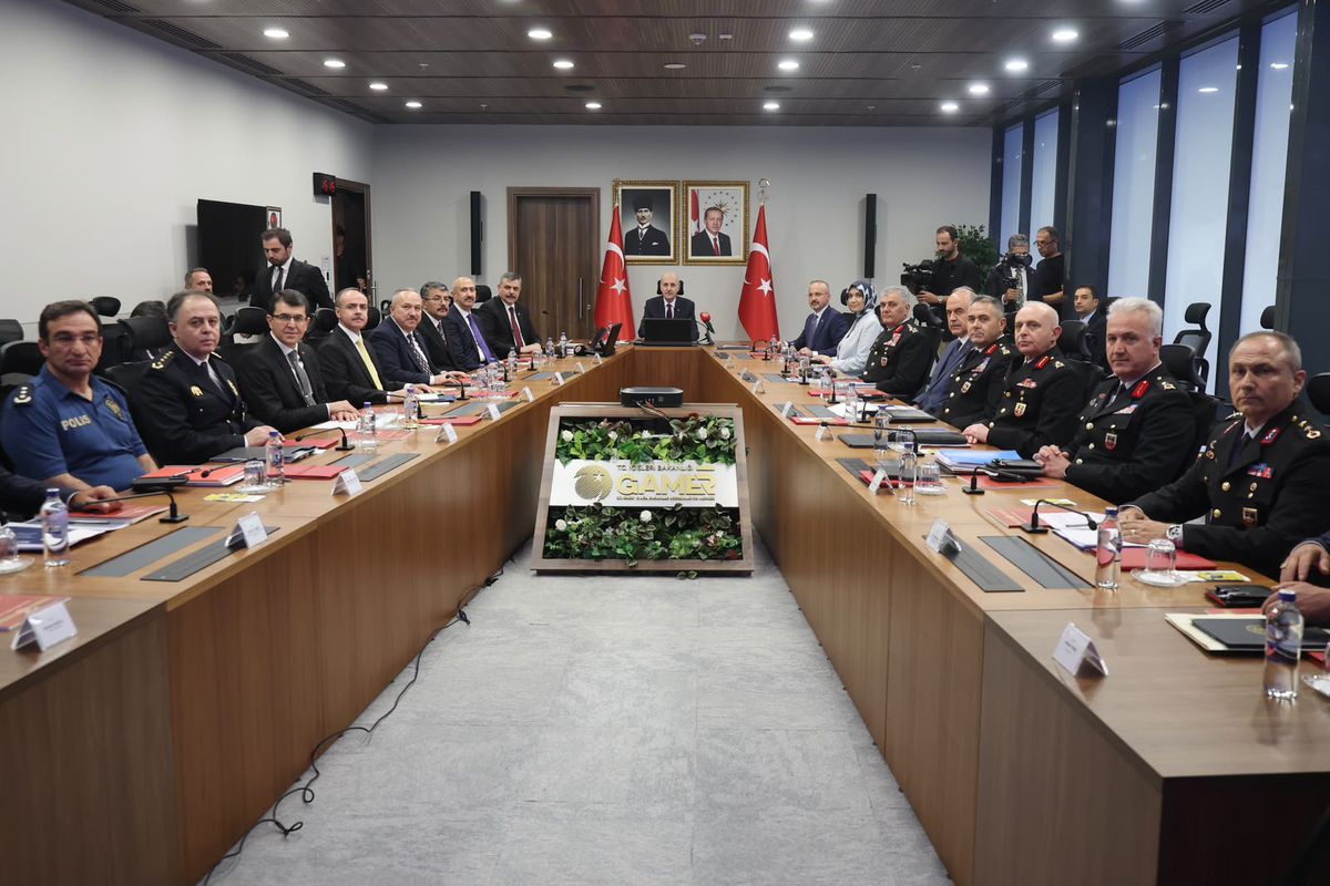TBMM Başkanı Kurtulmuş ve 81 Valiyle Güvenlik Zirvesi: Terörsüz Türkiye Vurgusu