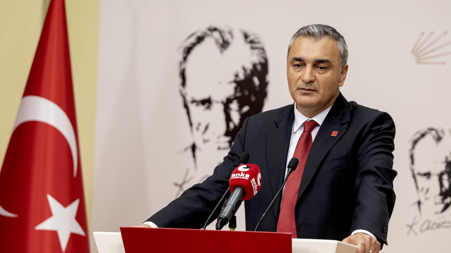 CHP’de 5 ile yeni il başkanı atandı