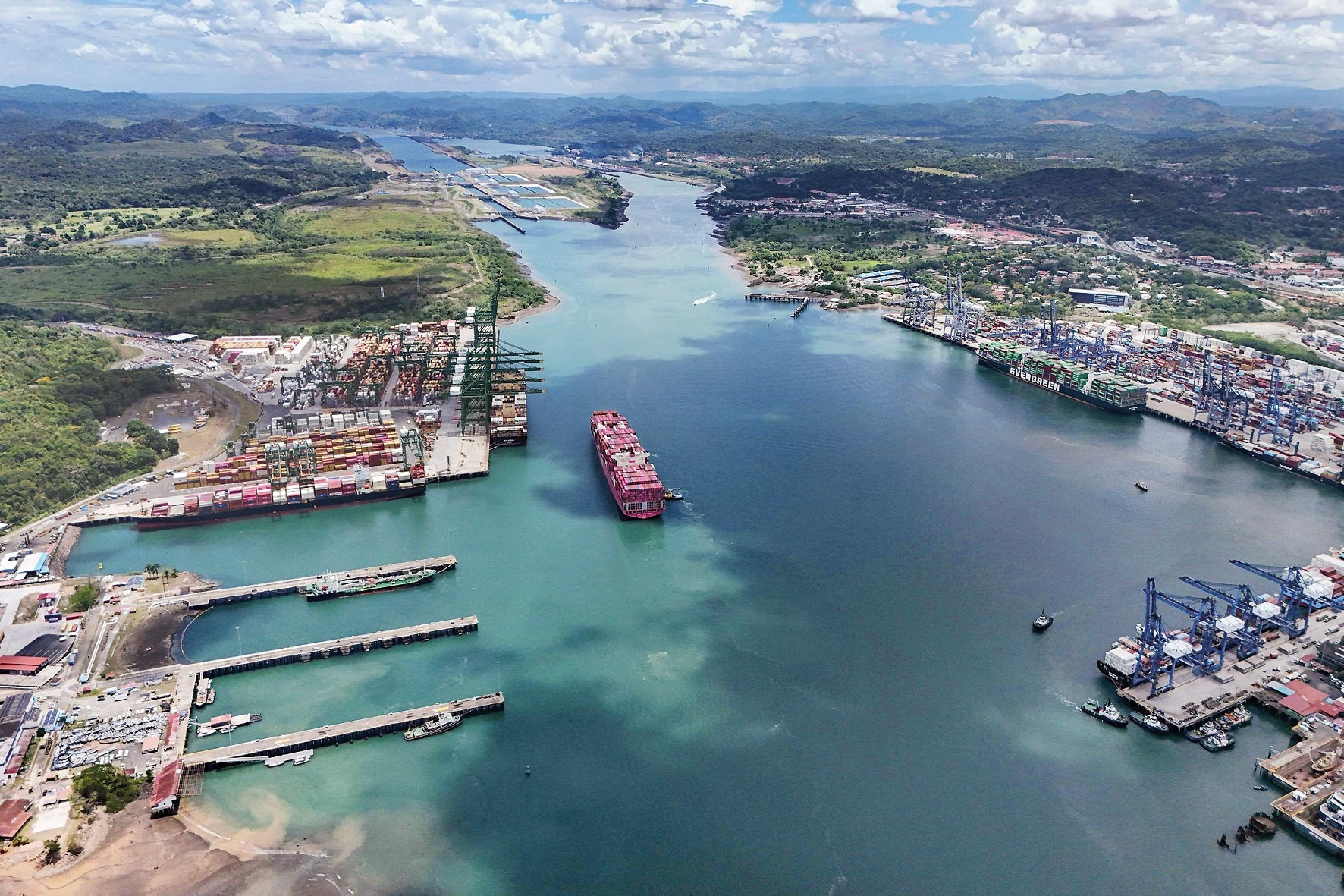 Panama’dan günlük geçişe kuraklık sınırlaması